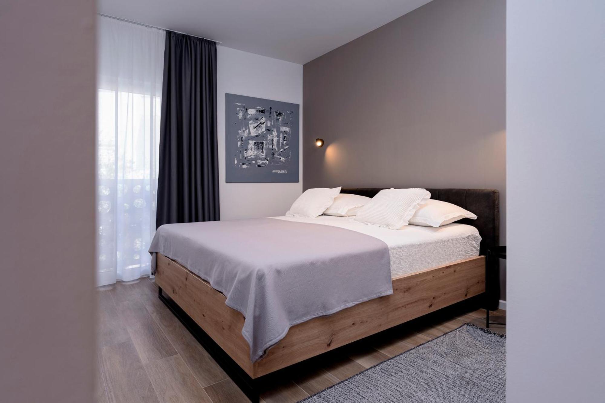 Modern, 2 Bedroom Apartment Хвар Екстериор снимка